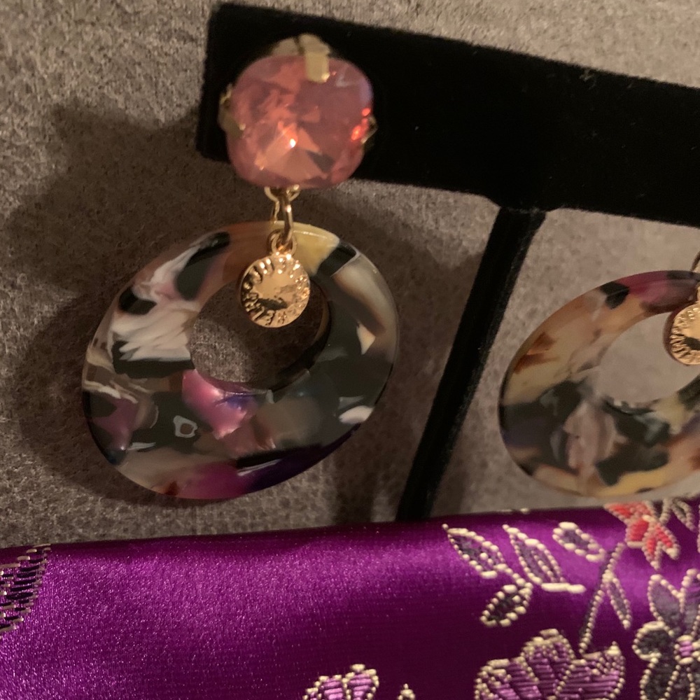 Earrings - Picture 4 of 5